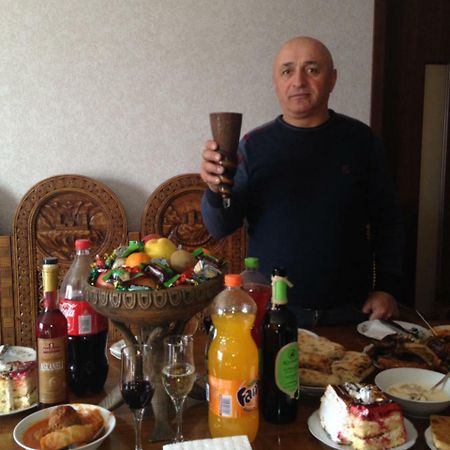 Guesthouse Besarion Usguli Kültér fotó